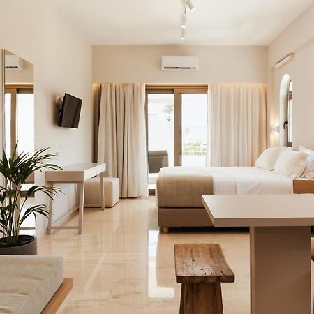 Ariadne Suites Плакіас Екстер'єр фото