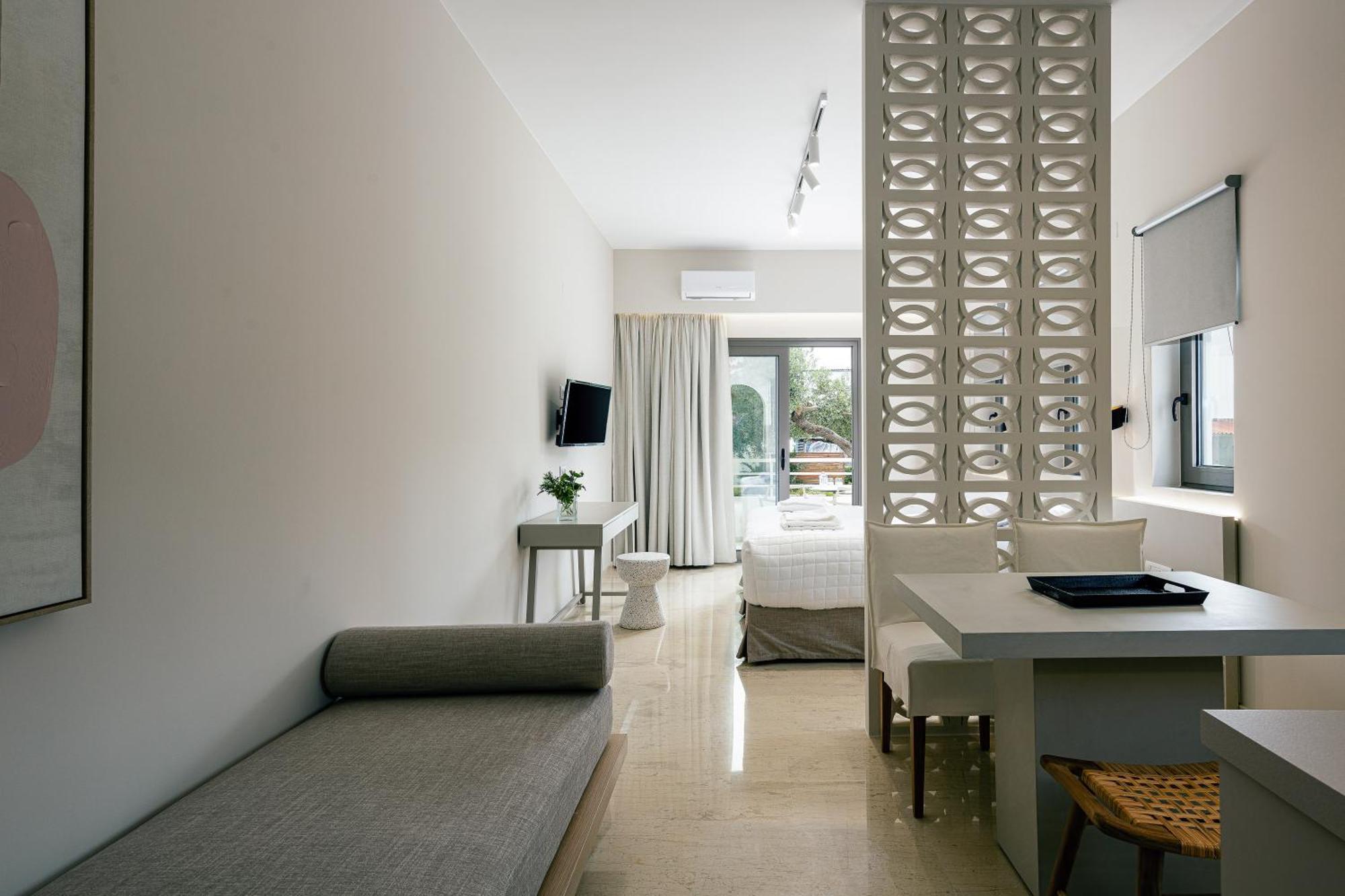 Ariadne Suites Плакіас Екстер'єр фото