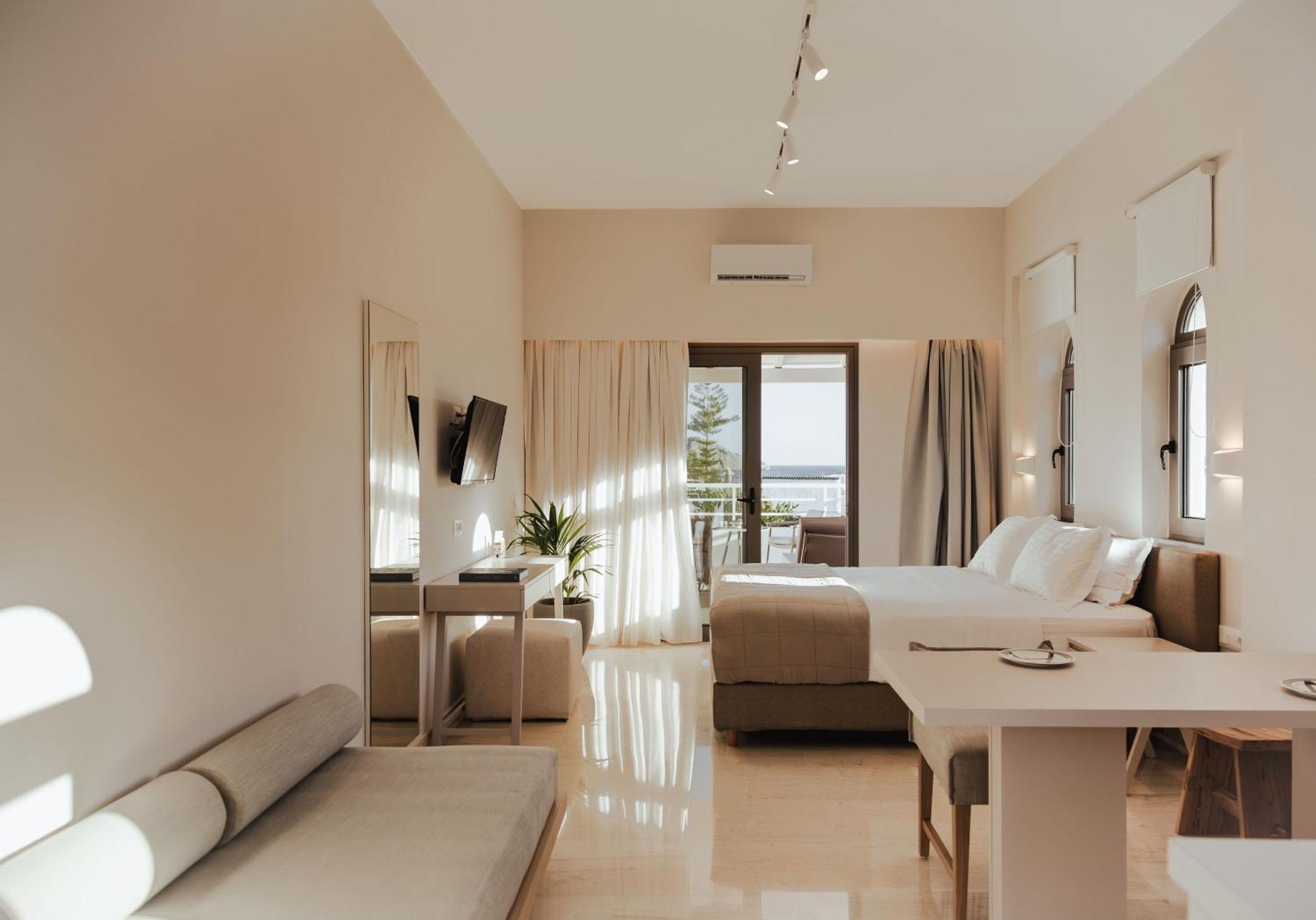 Ariadne Suites Плакіас Номер фото