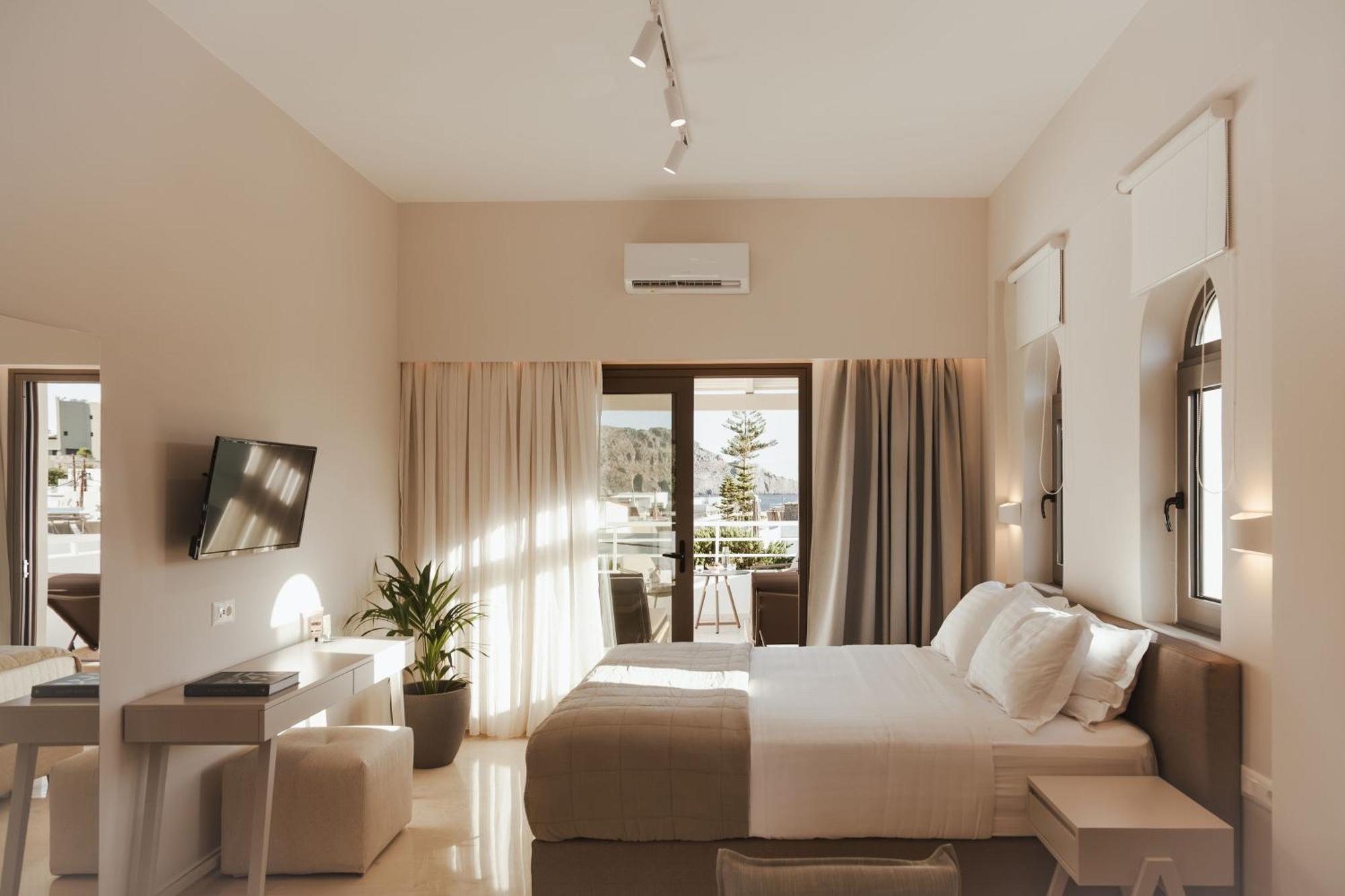 Ariadne Suites Плакіас Номер фото
