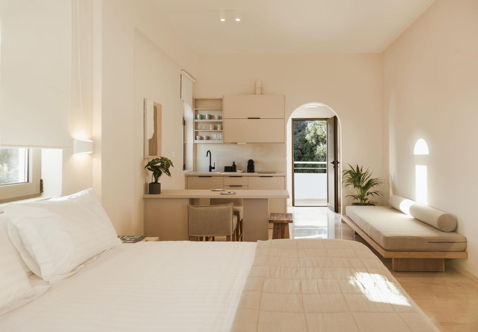 Ariadne Suites Плакіас Екстер'єр фото